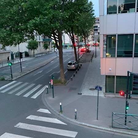 Hotel La Defense Bois-Colombes エクステリア 写真