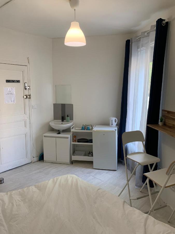 Hotel La Defense Bois-Colombes エクステリア 写真