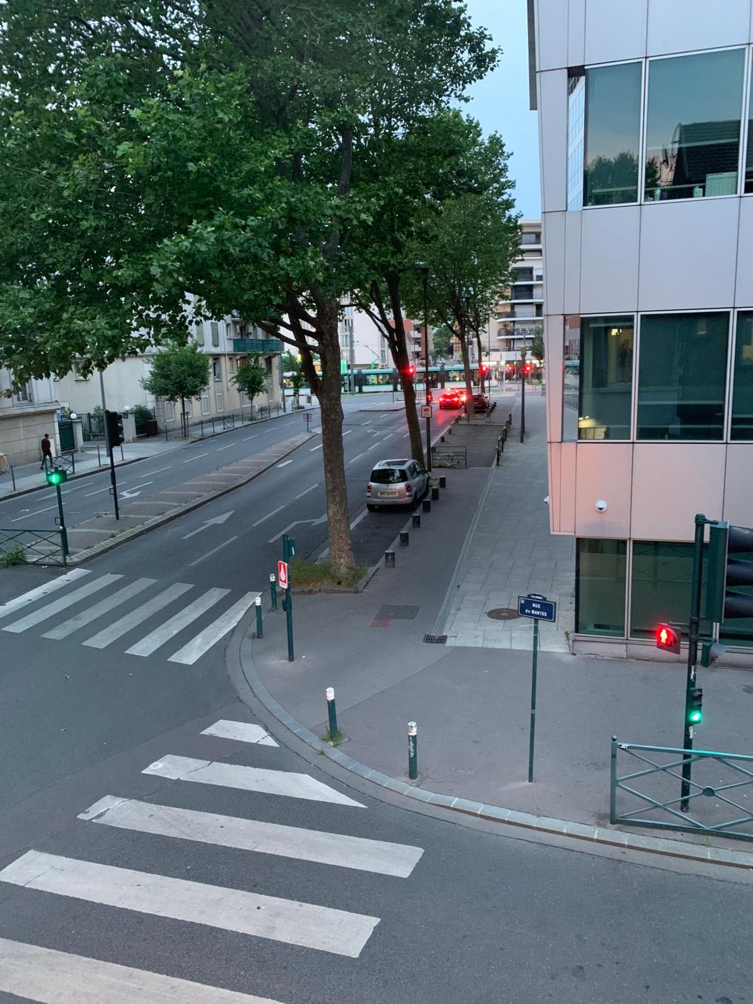 Hotel La Defense Bois-Colombes エクステリア 写真